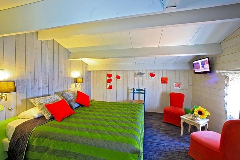 Logis Hotel De La Plage image