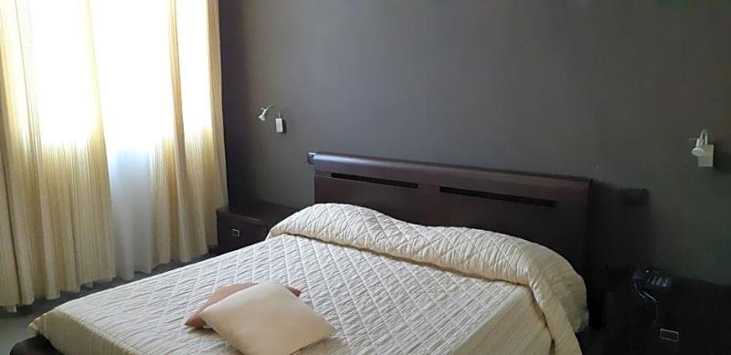 Hotel Saturday image