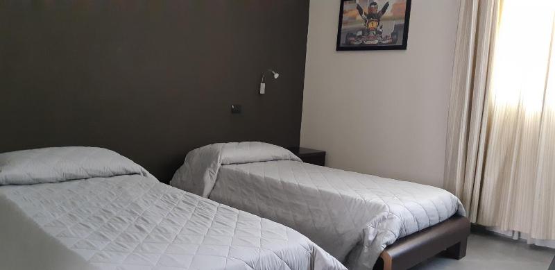 Hotel Saturday image