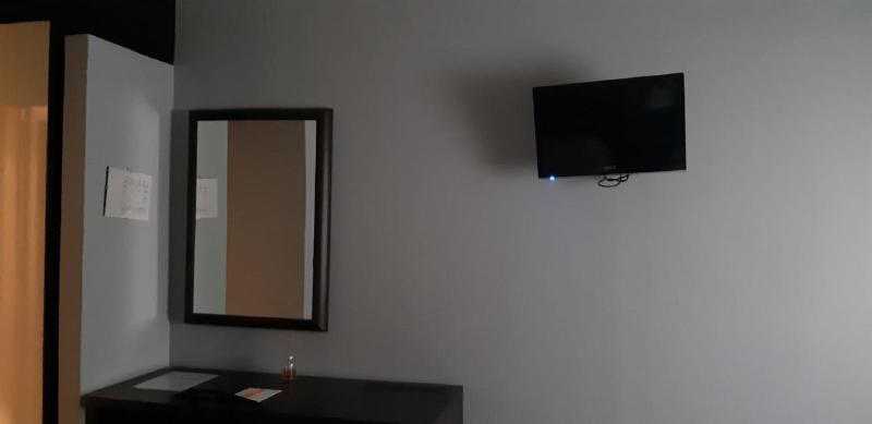 Hotel Saturday image