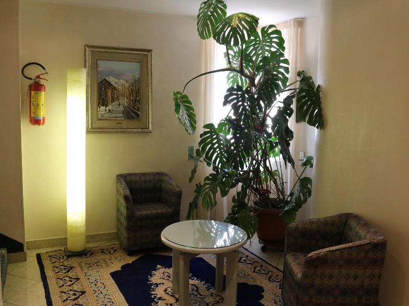 Augustus Hotel image