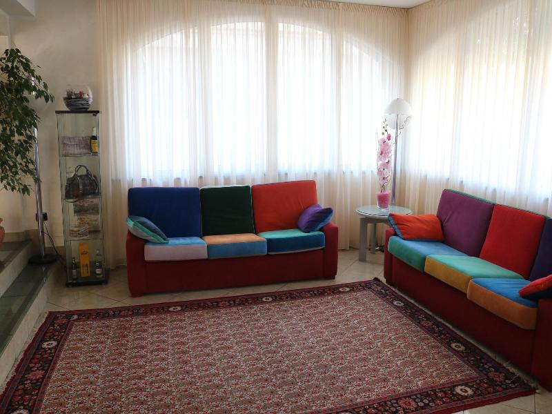 Augustus Hotel image