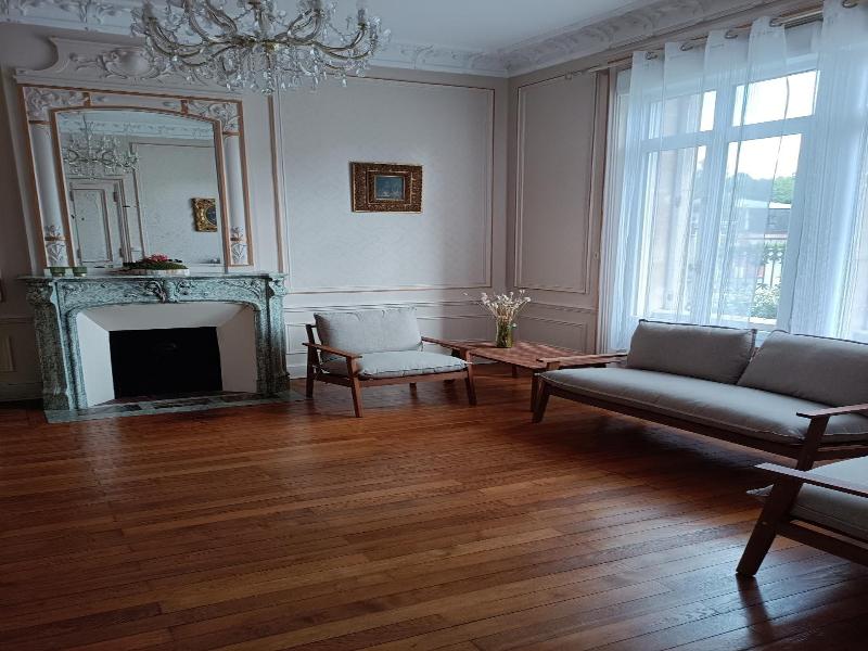 Le Clos Belle Rose image