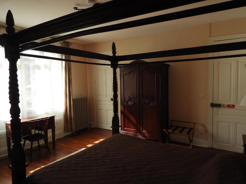 Le Clos Belle Rose image