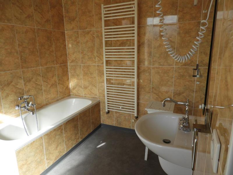 Le Clos Belle Rose image