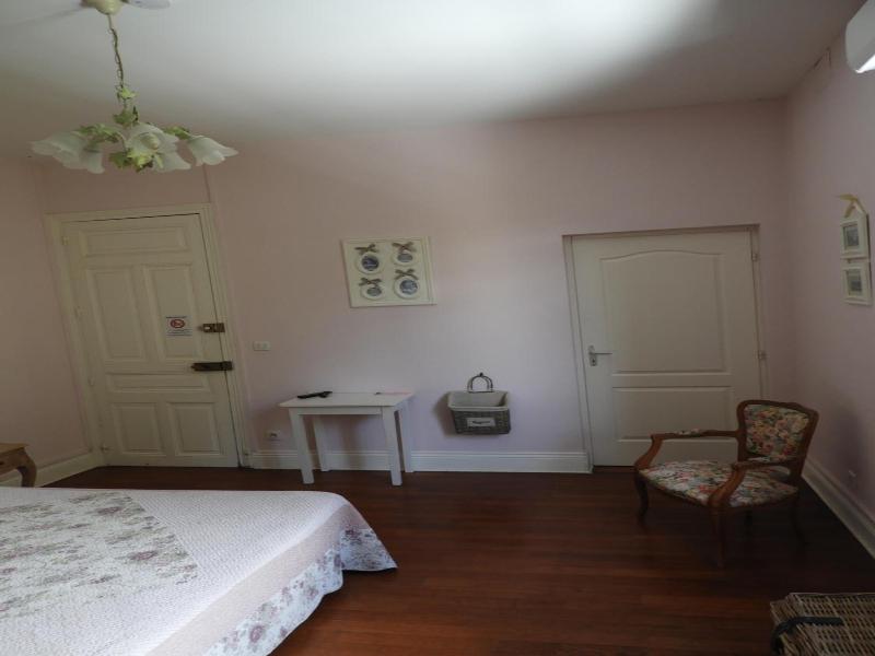 Le Clos Belle Rose image