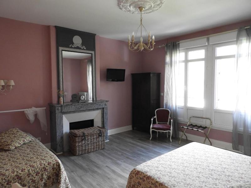 Le Clos Belle Rose image