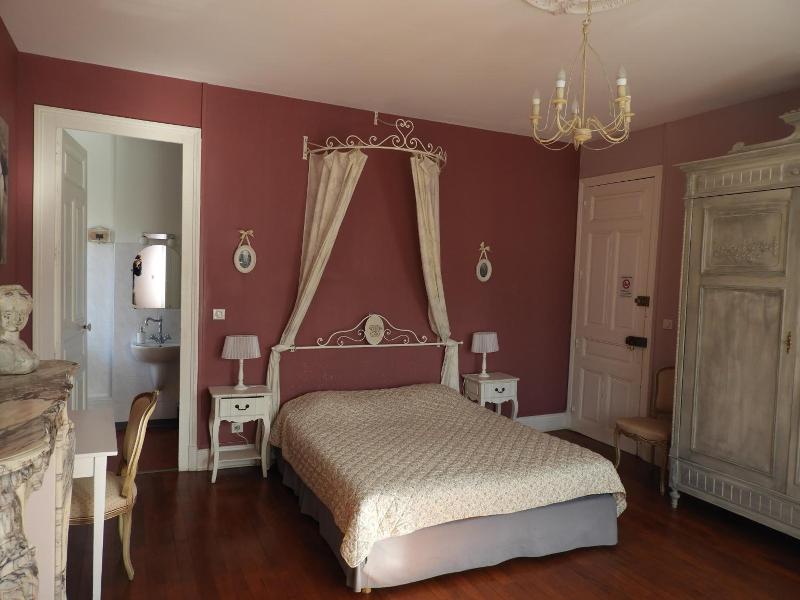 Le Clos Belle Rose image