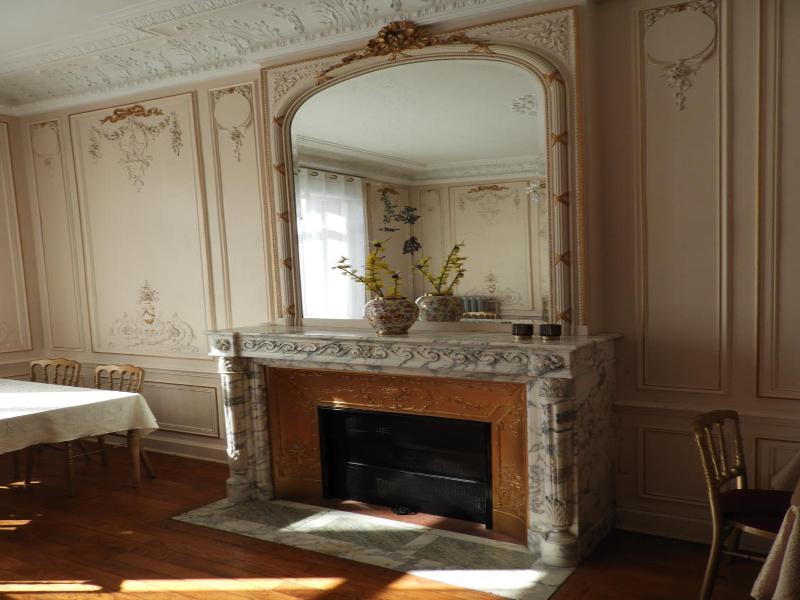 Le Clos Belle Rose image
