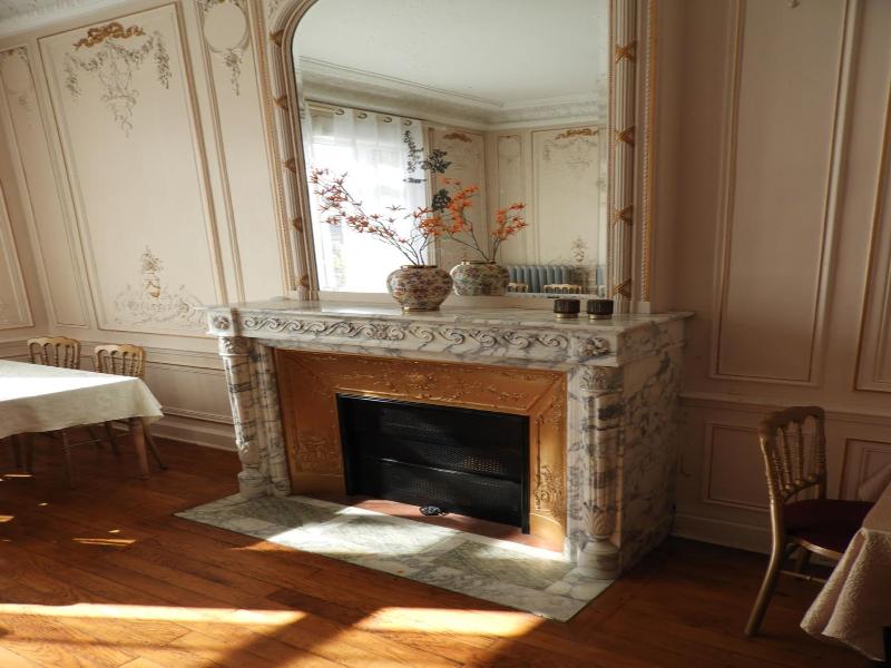 Le Clos Belle Rose image