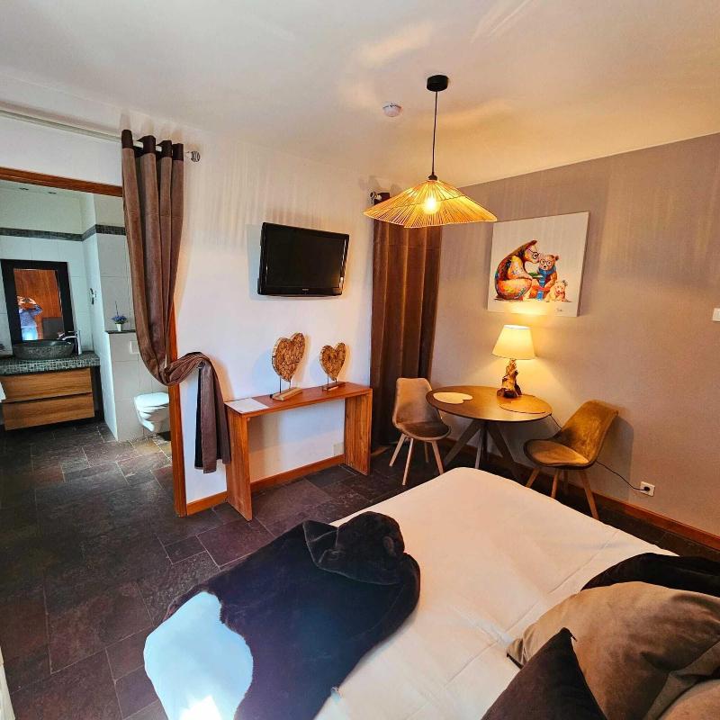 Le Refuge Des 3 Ours image