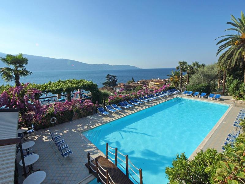 Albergo Palazzina image