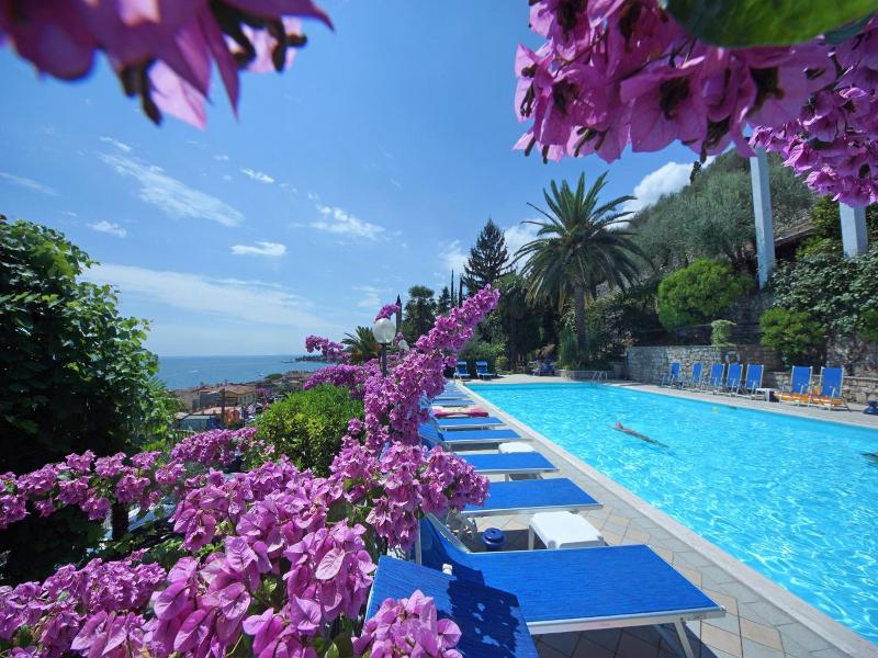 Albergo Palazzina image