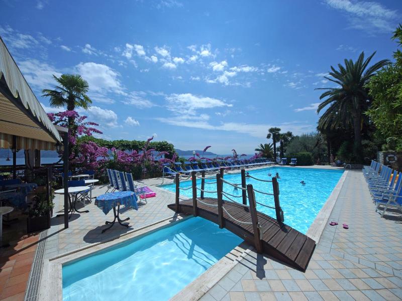 Albergo Palazzina image