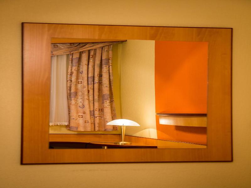 Hotel Krona Domzale image