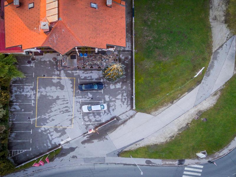 Hotel Krona Domzale image