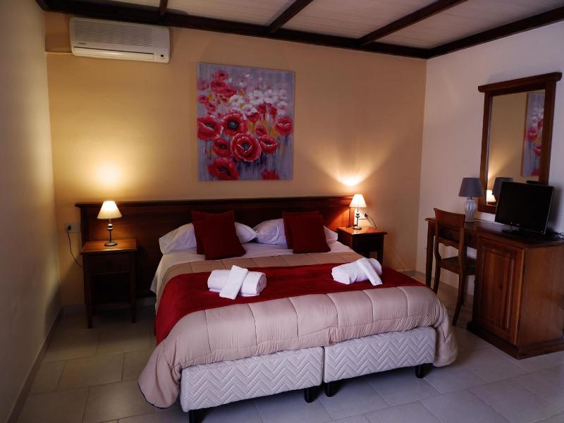 Hotel Borgo Antico — general view