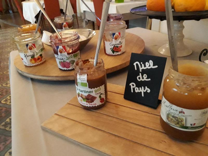 Au Pavillon Du Frene image