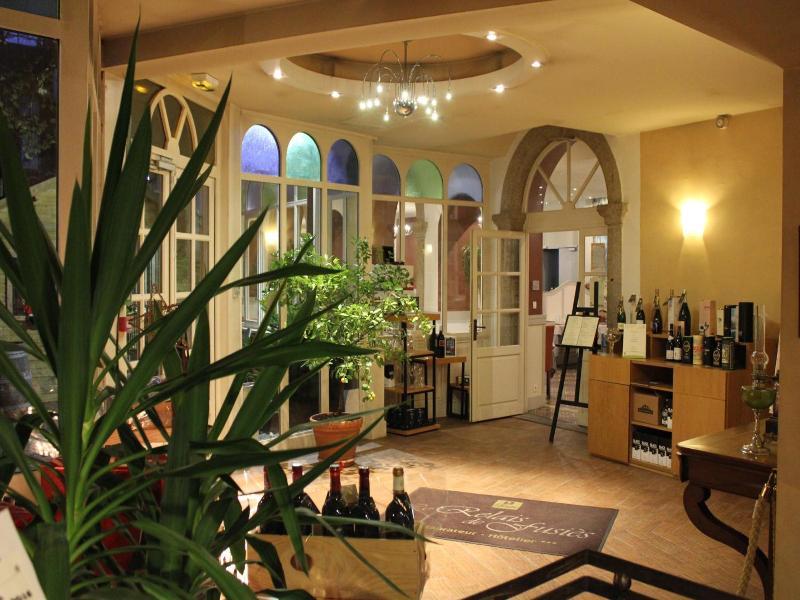 Au Pavillon Du Frene image