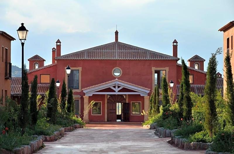 San Miguel Del Valle Ambles image