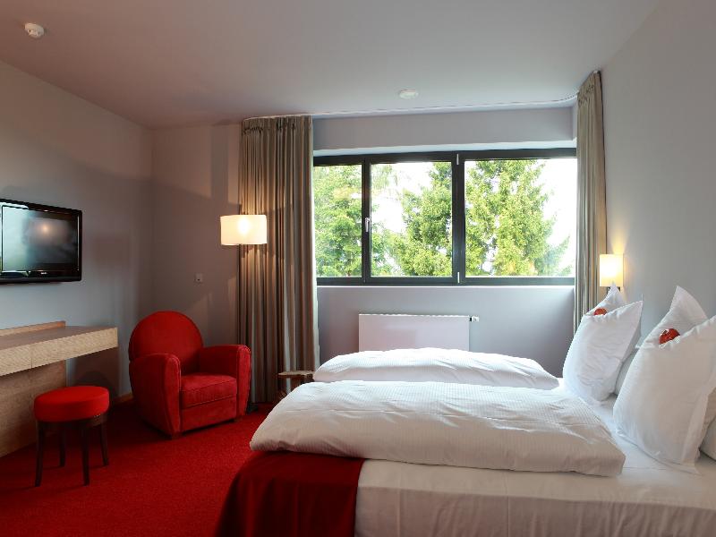 The Seven Hotel image
