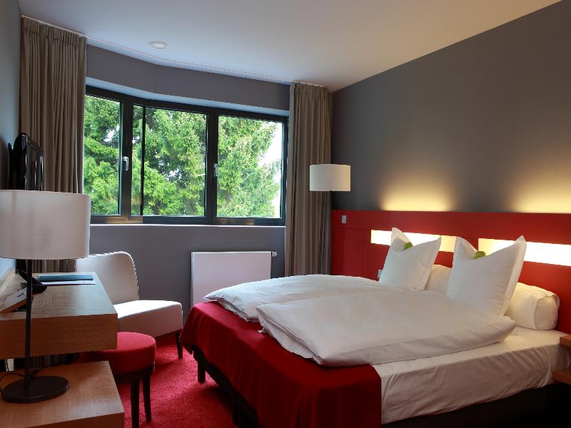 The Seven Hotel image