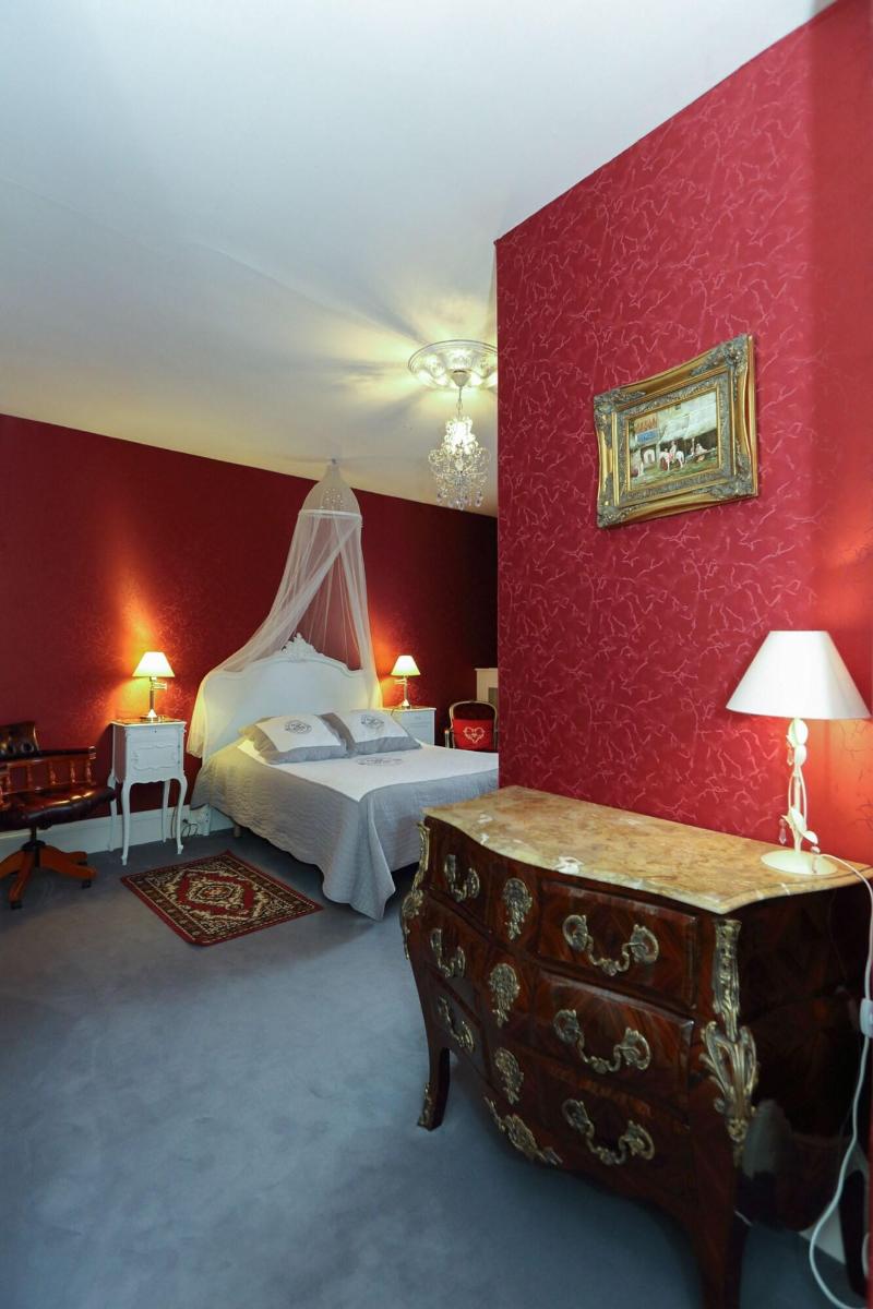 Chateau De Quesmy image