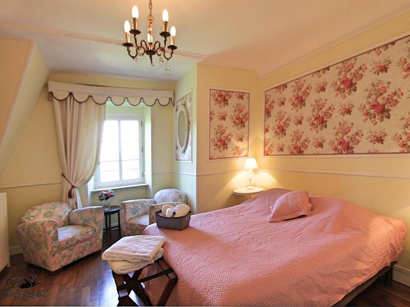 Hattonchatel Chateau image