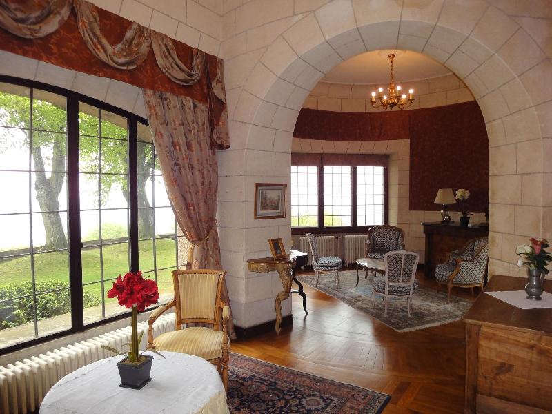 Hattonchatel Chateau image