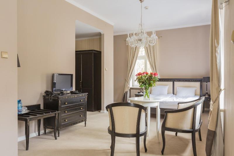 Hotel Fryderyk image