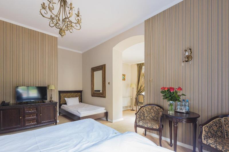 Hotel Fryderyk image