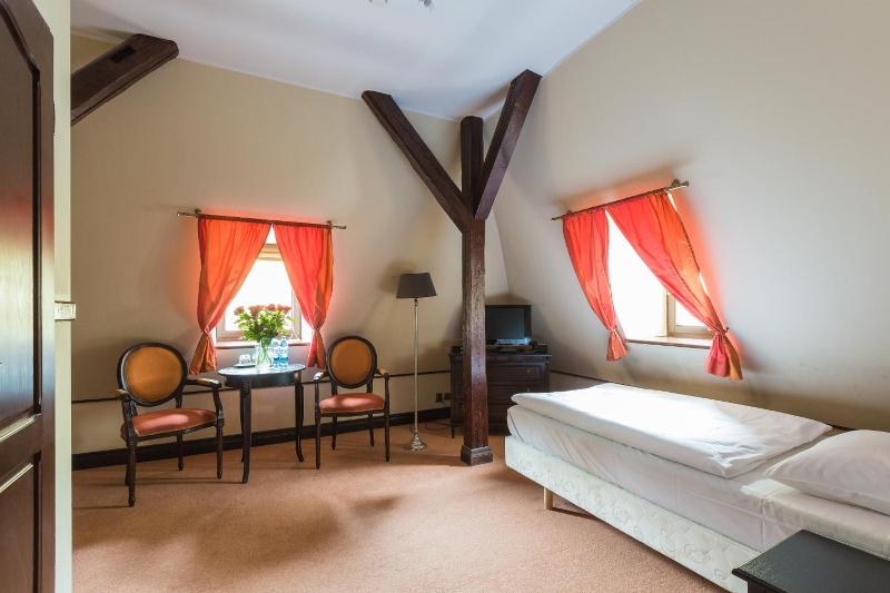 Hotel Fryderyk image