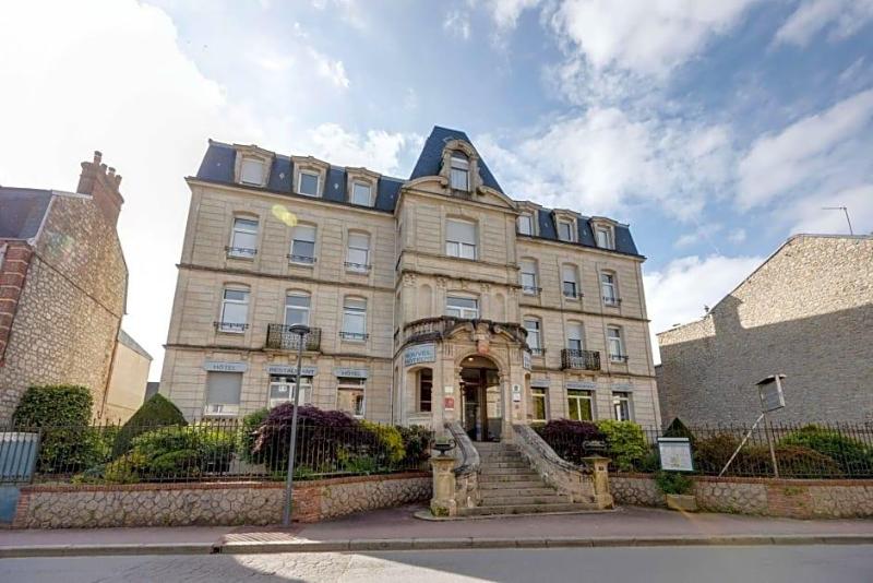 Nouvel Hotel image