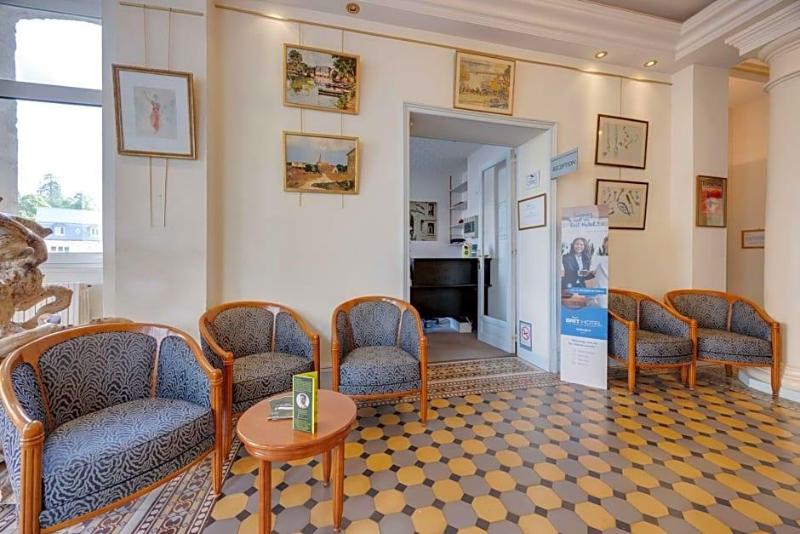 Nouvel Hotel image