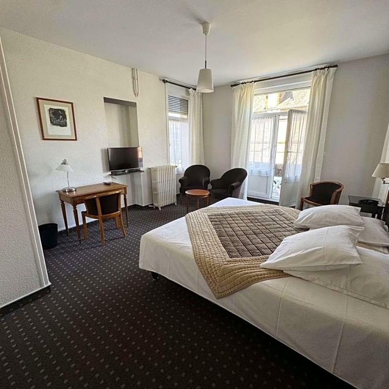 Nouvel Hotel image