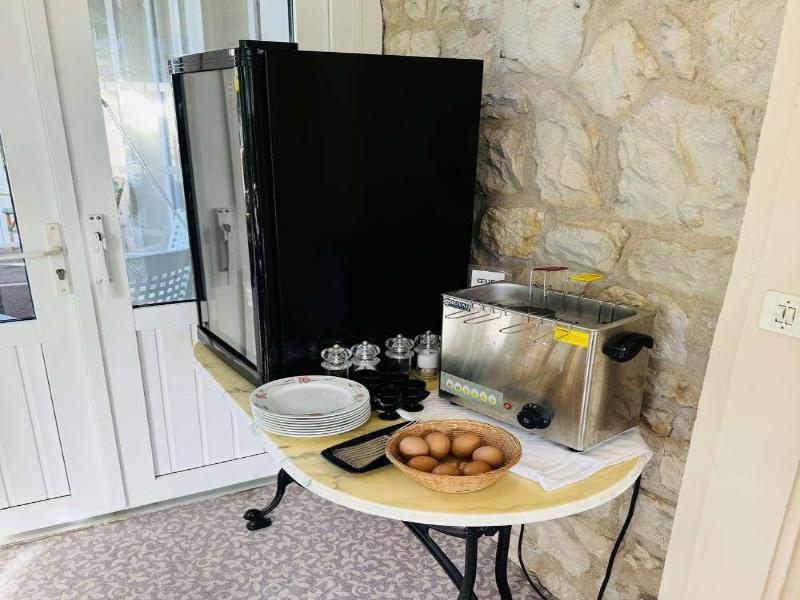 Nouvel Hotel image