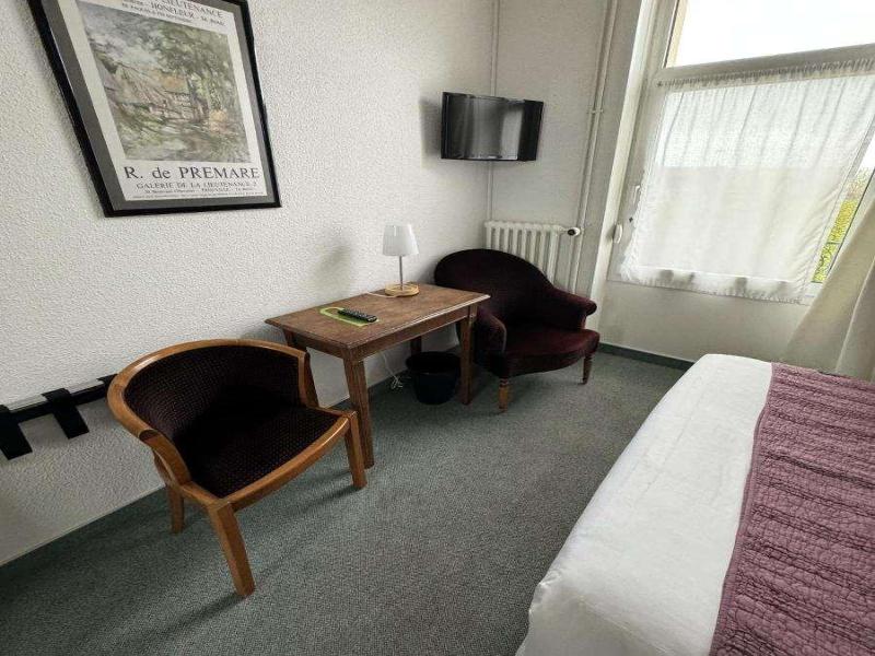 Nouvel Hotel image