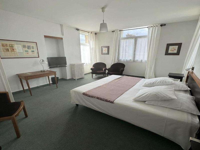 Nouvel Hotel image