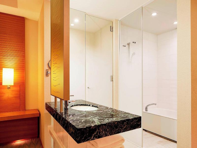 Sheraton Grand Hiroshima Hotel image