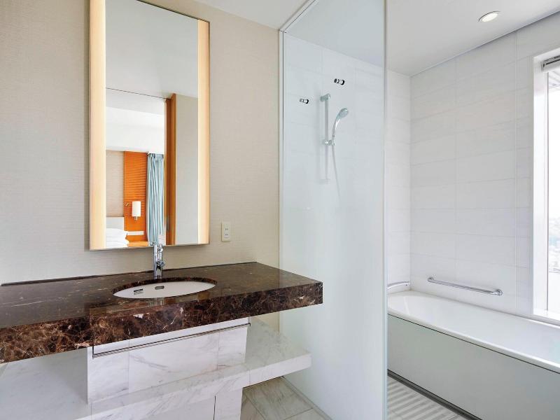Sheraton Grand Hiroshima Hotel image