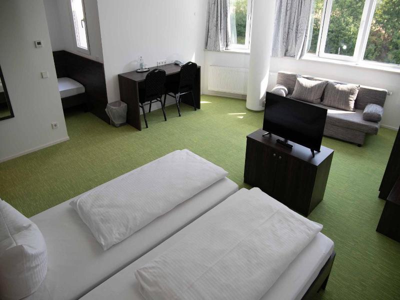 Hotel Le Village image