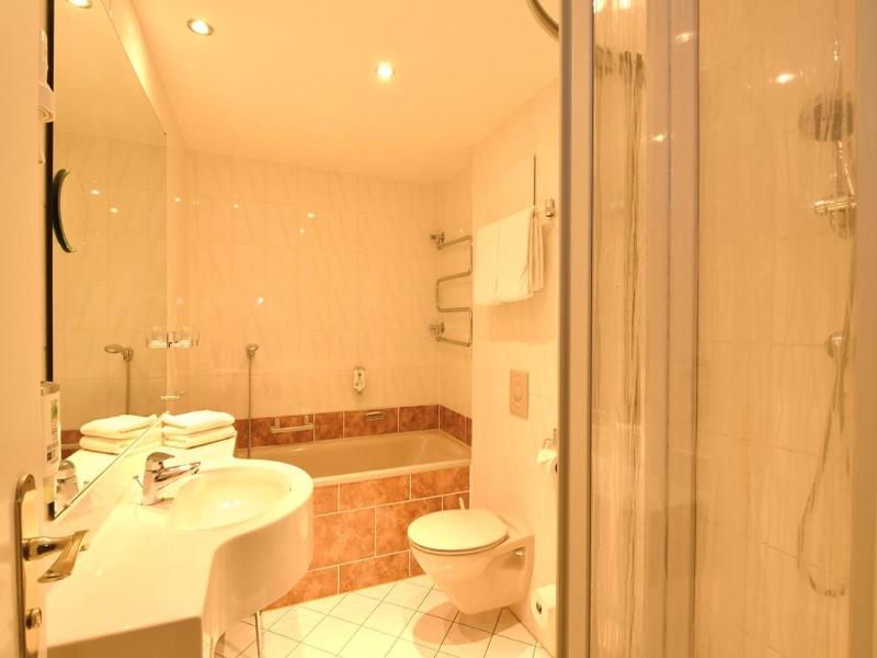 Landhotel Altes Zollhaus image