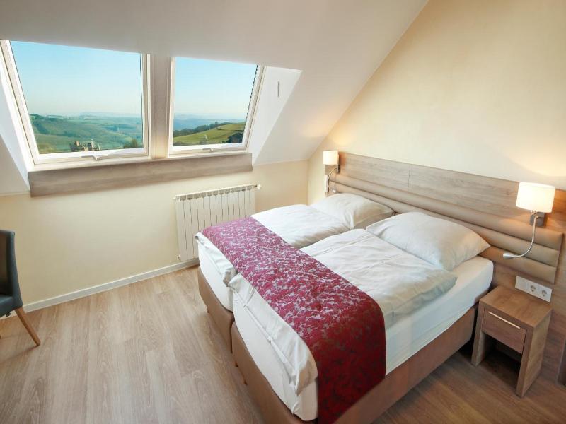 Hotel St Fiacre image
