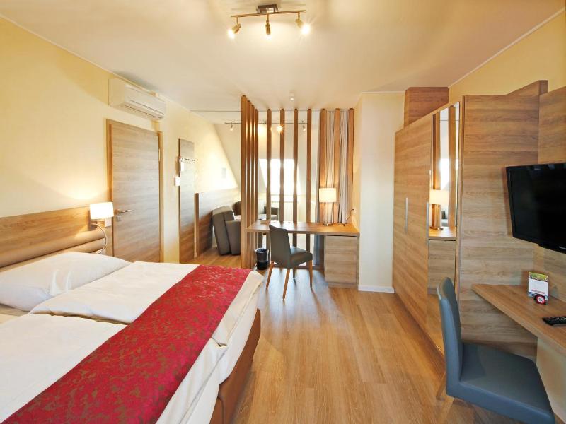 Hotel St Fiacre image