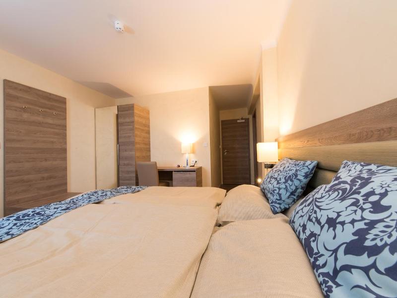 Hotel St Fiacre image