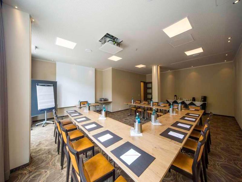 Caravelle Hotel Im Park image
