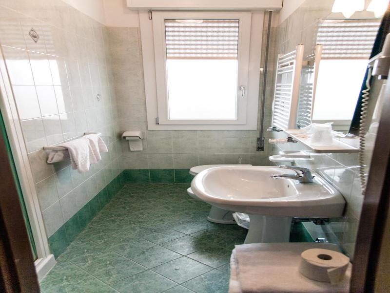 Hotel Europeo image
