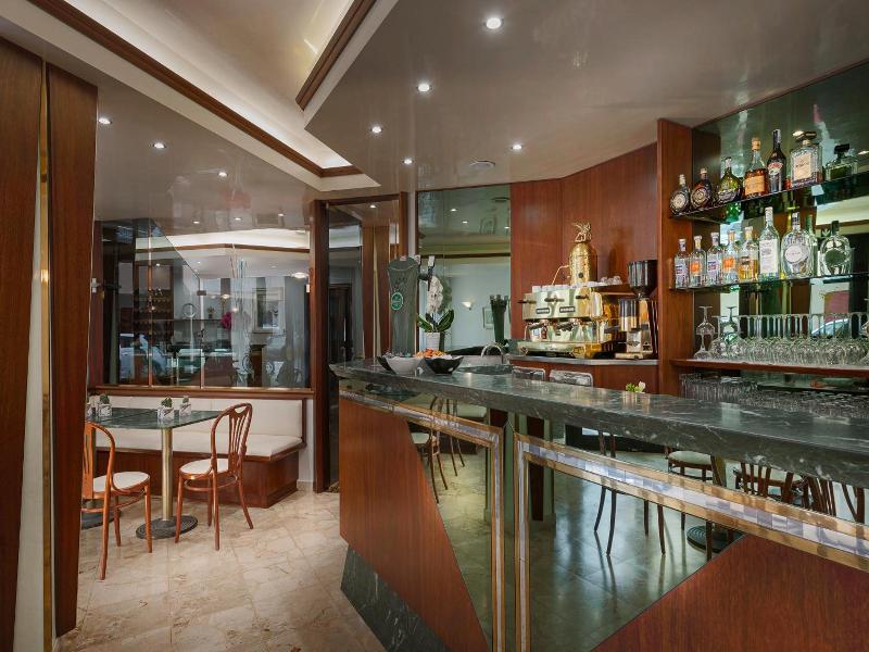 Hotel Europeo image