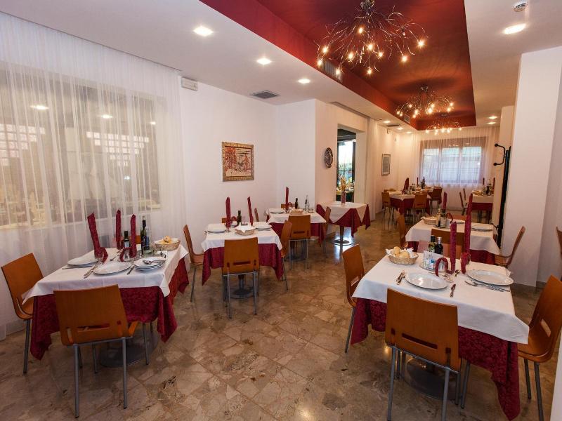 Hotel Europeo image