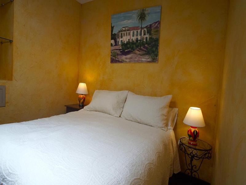 Hotel Tikar image